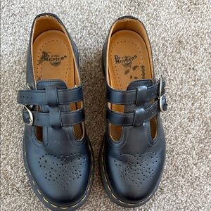 Dr. Martens Black Mary Jane’s